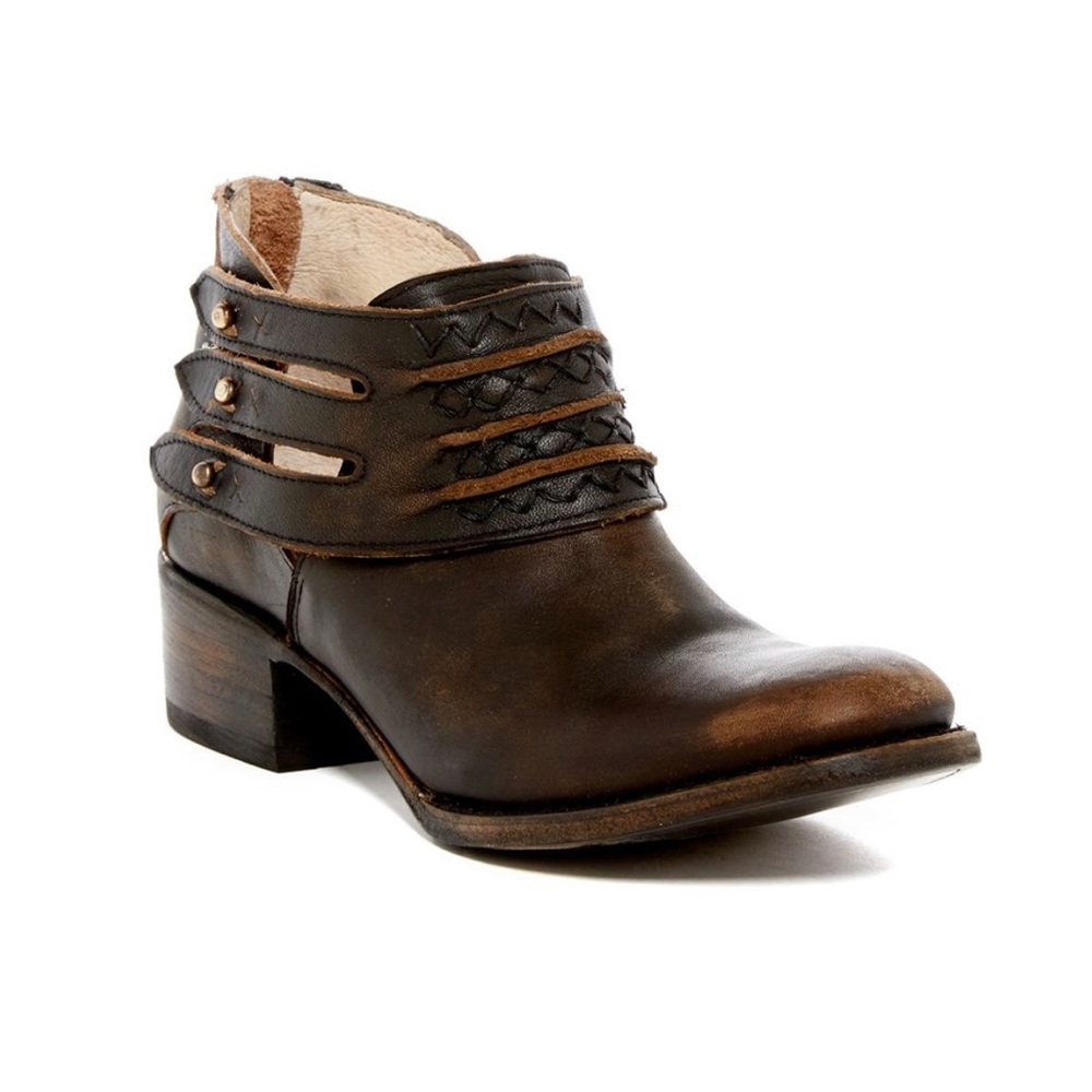Freebird distressed booties. So cute and flattering.